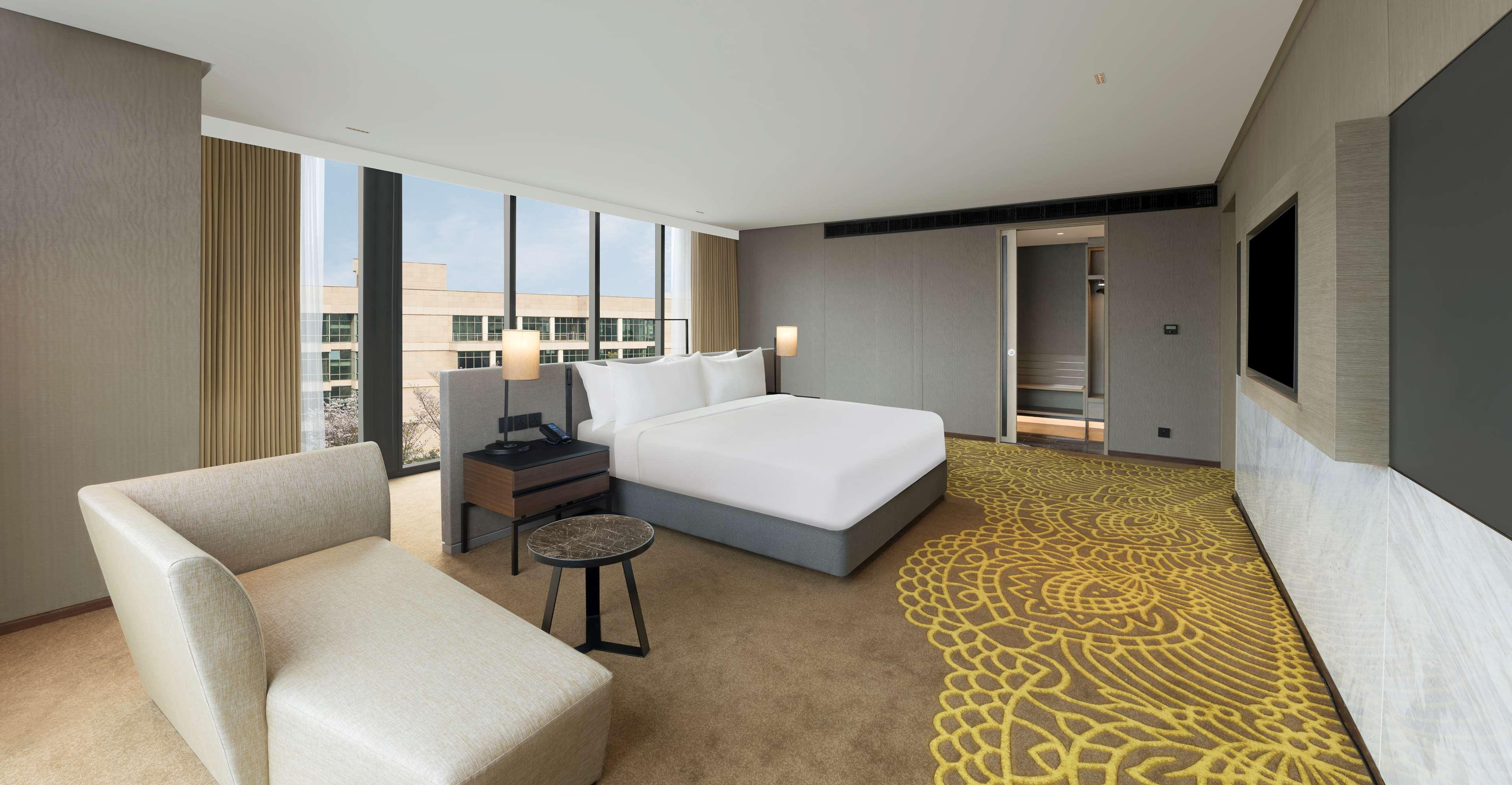 Hilton Garden Inn Bengaluru Embassy Manyata Business Park Bagian luar foto
