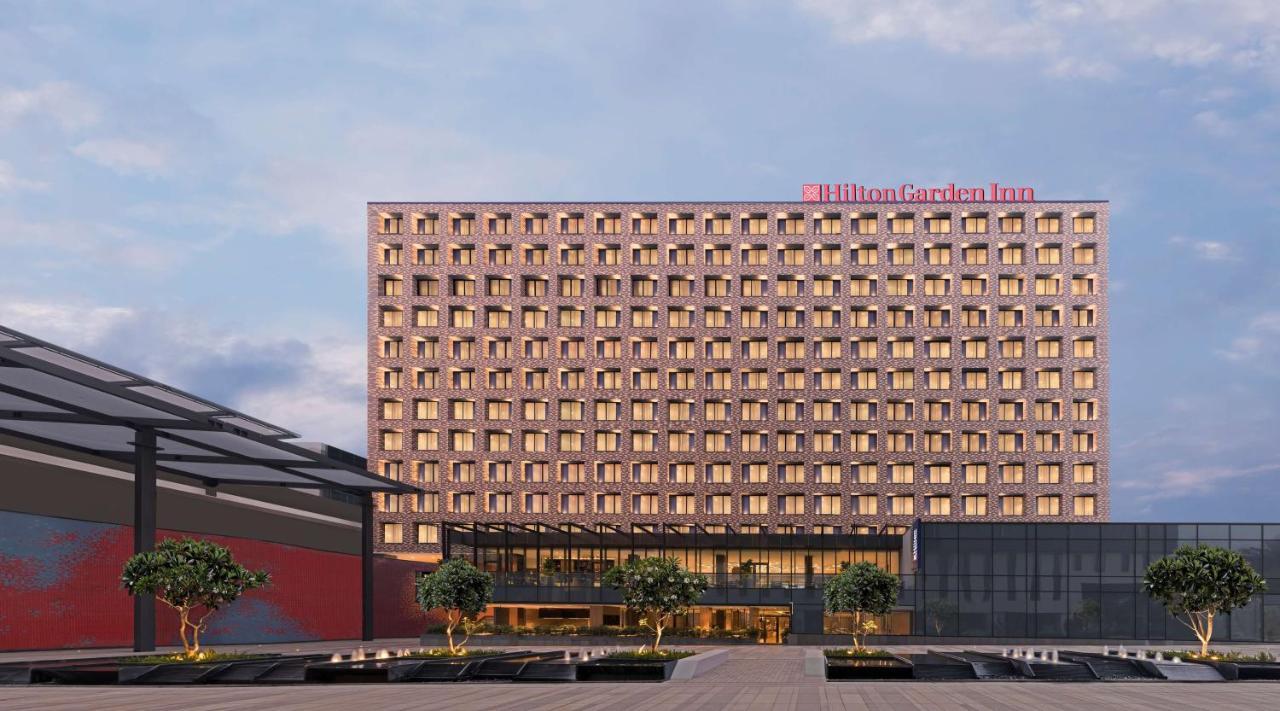 Hilton Garden Inn Bengaluru Embassy Manyata Business Park Bagian luar foto