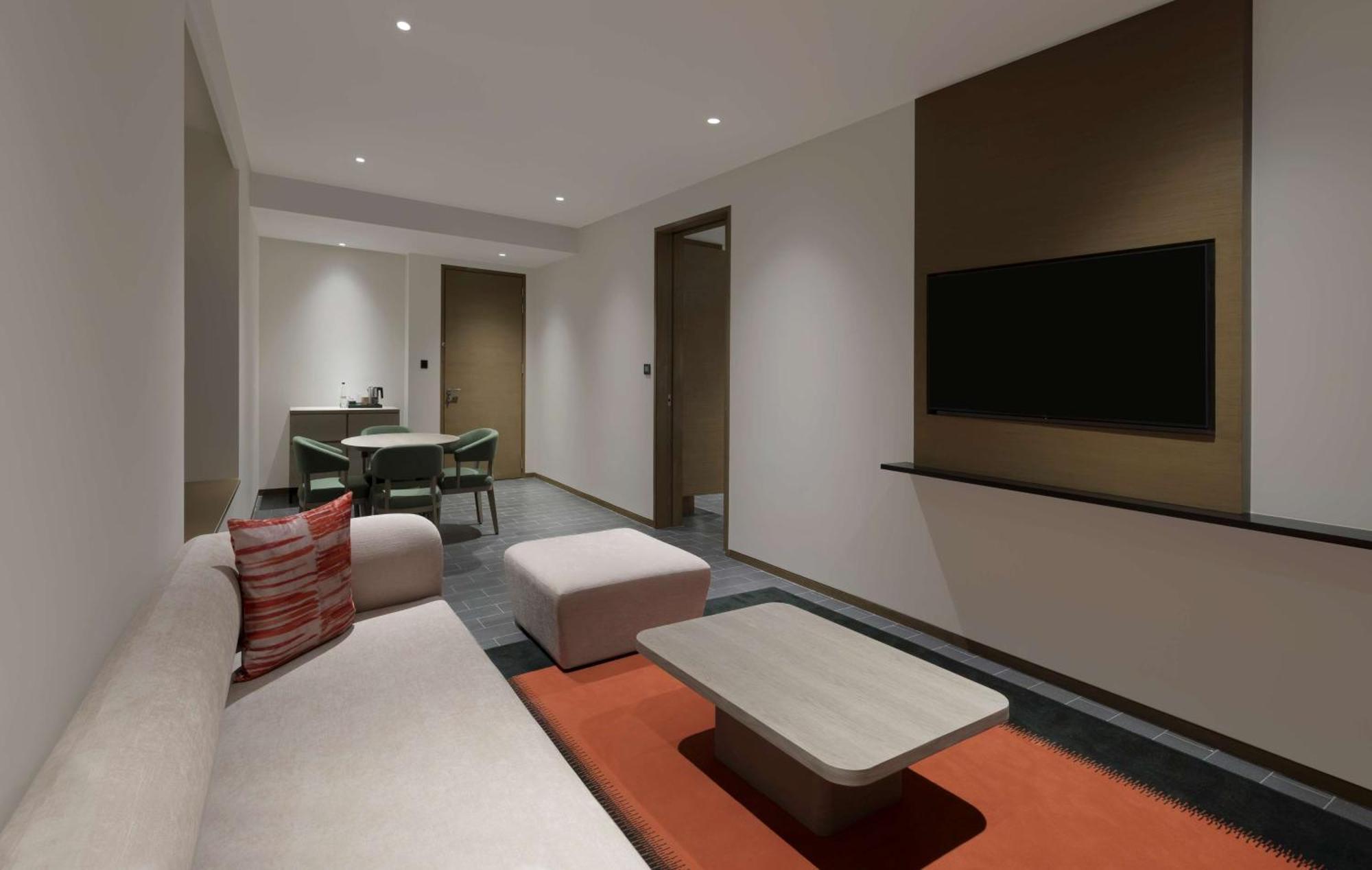 Hilton Garden Inn Bengaluru Embassy Manyata Business Park Bagian luar foto