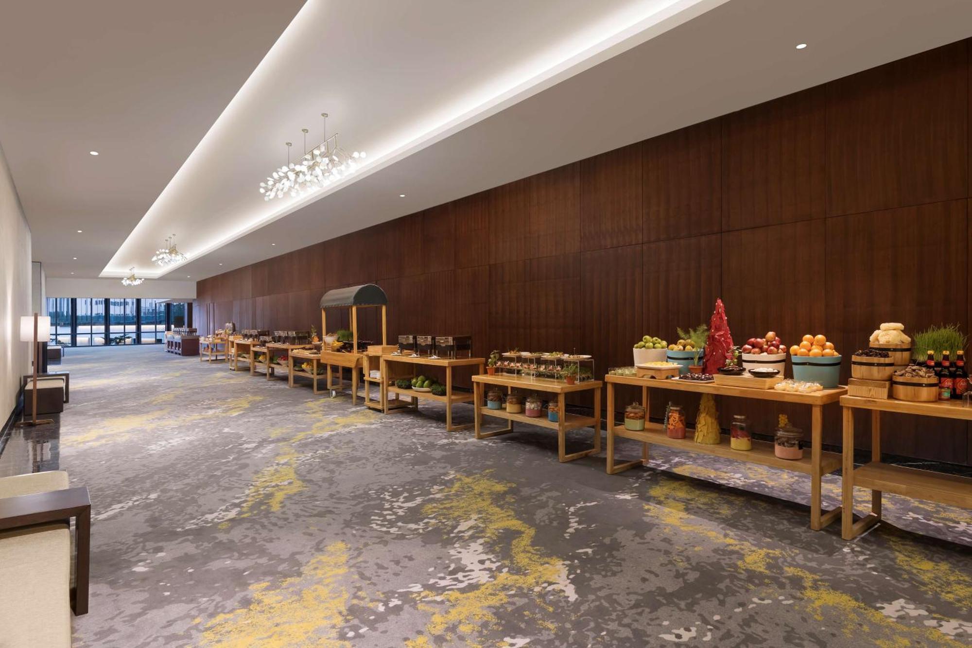 Hilton Garden Inn Bengaluru Embassy Manyata Business Park Bagian luar foto