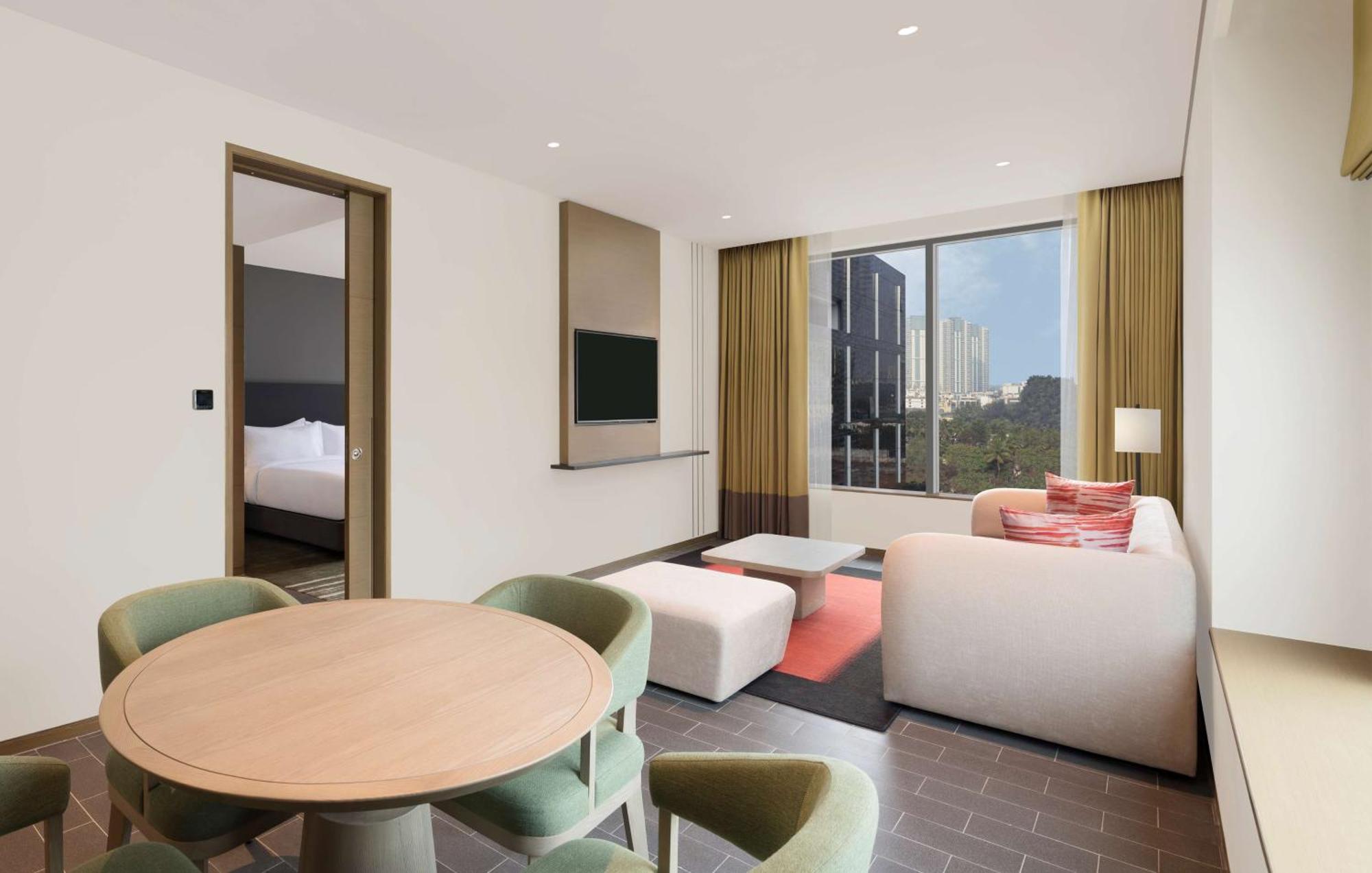 Hilton Garden Inn Bengaluru Embassy Manyata Business Park Bagian luar foto