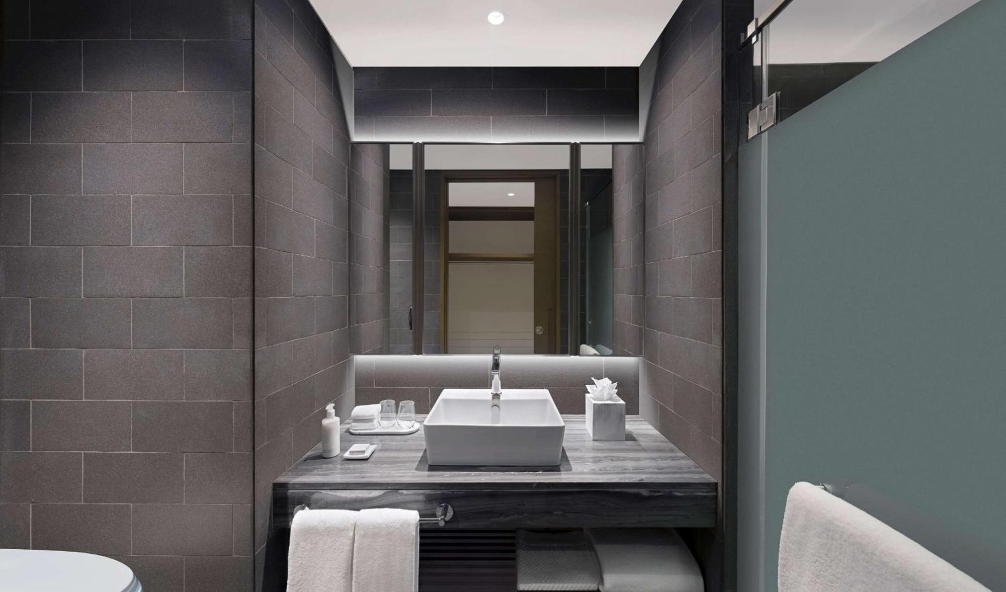 Hilton Garden Inn Bengaluru Embassy Manyata Business Park Bagian luar foto