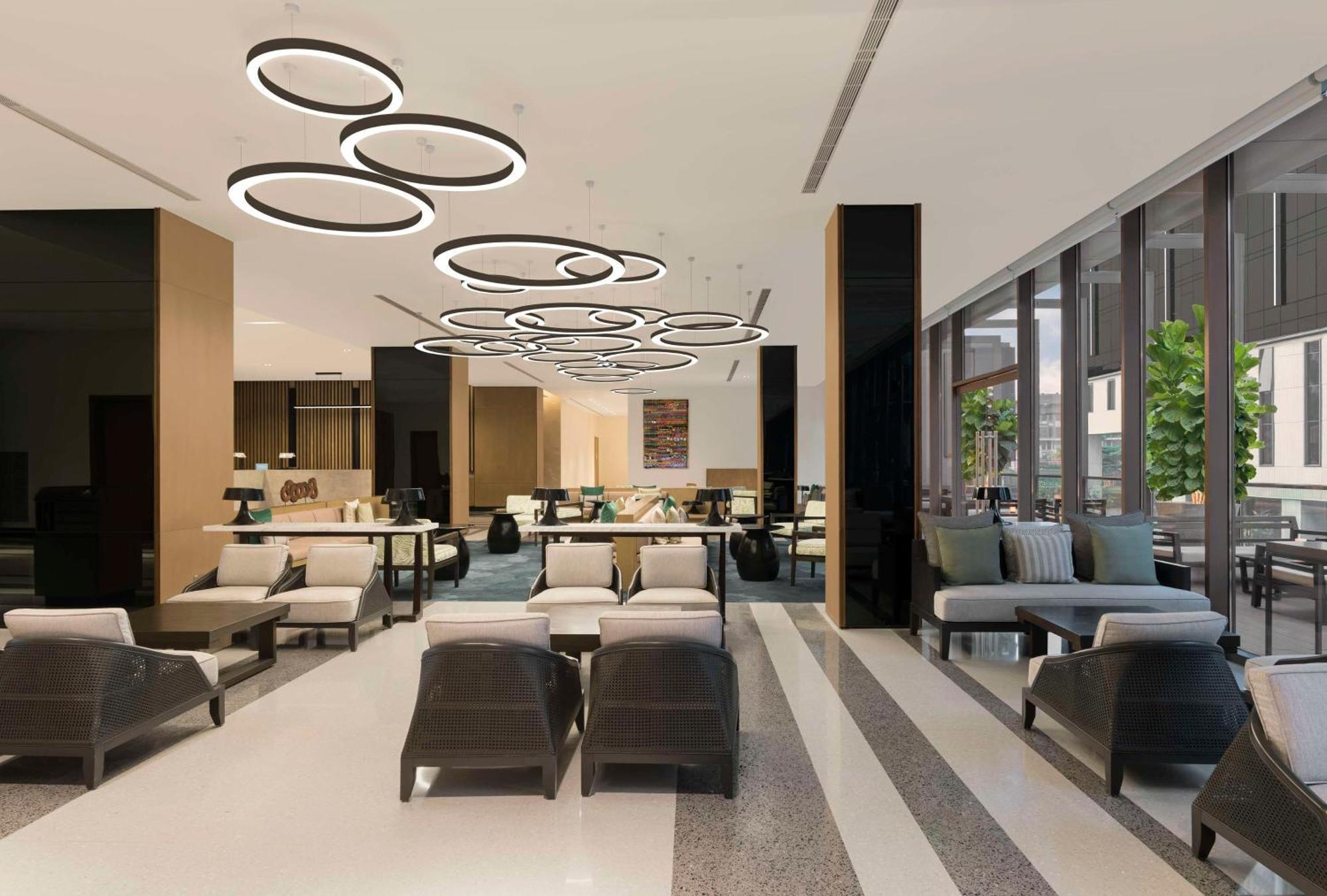 Hilton Garden Inn Bengaluru Embassy Manyata Business Park Bagian luar foto